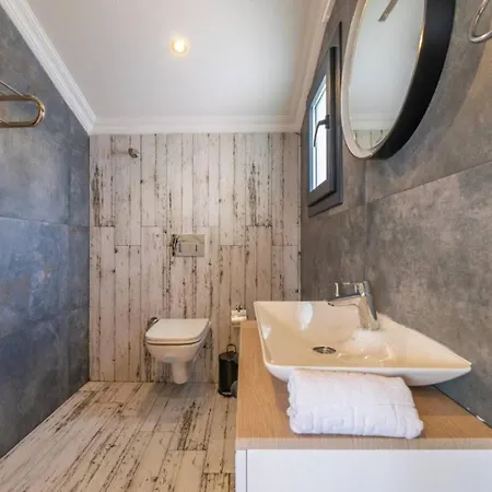 Villa Oludeniz 3 Bedroom - 5115 Fethiye